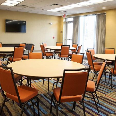 Fairfield Inn & Suites By Marriott Madison Verona Экстерьер фото