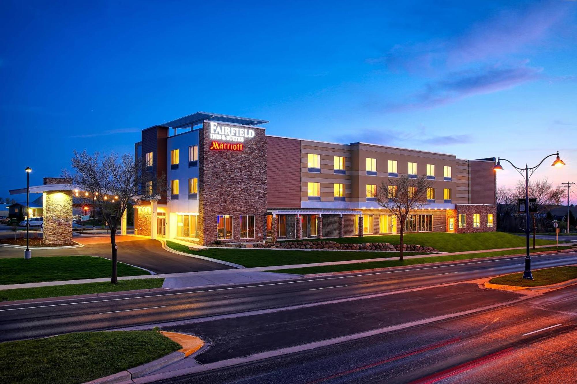 Fairfield Inn & Suites By Marriott Madison Verona Экстерьер фото