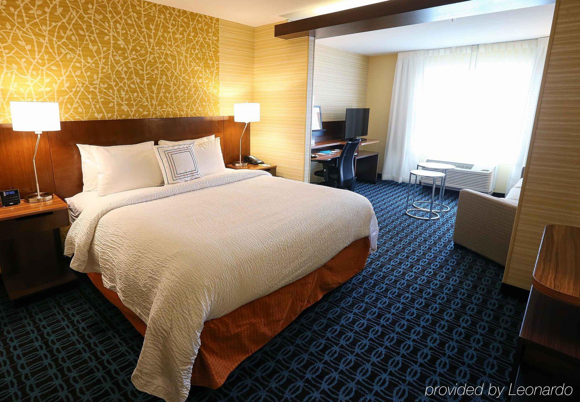 Fairfield Inn & Suites By Marriott Madison Verona Экстерьер фото